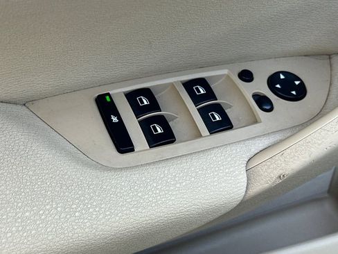 Used 2015 BMW X1 xDrive28i image 11