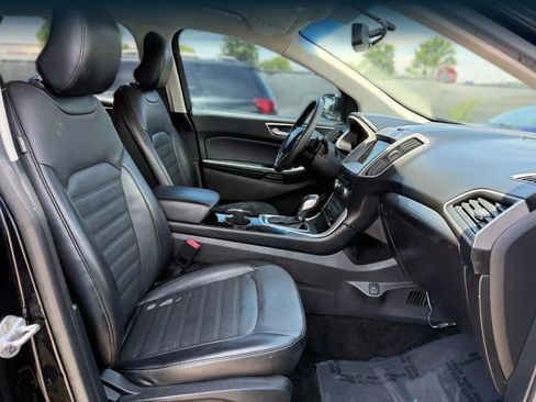 Used 2018 Ford Edge SEL w/ Equipment Group 201A FWD image 18