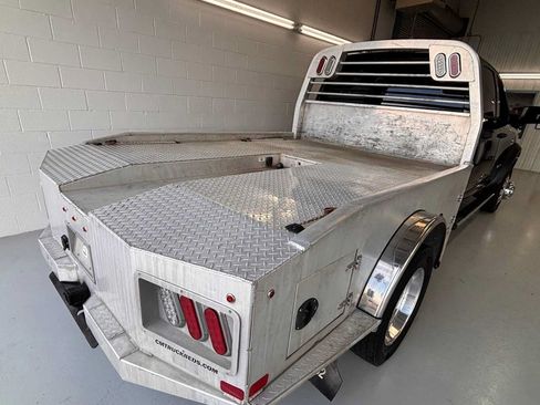 Used 2022 RAM 4500 Tradesman w/ Chrome Appearance Group AWD/4WD image 3