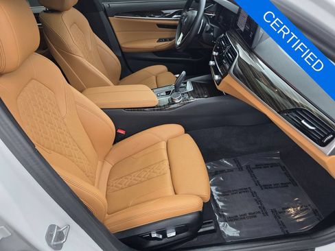 Certified 2023 BMW 530i w/ Premium Package RWD image 28