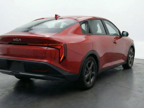 Used 2025 Kia K4 image 7
