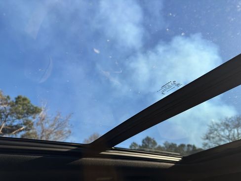 New 2025 Jeep Grand Cherokee Limited image 9