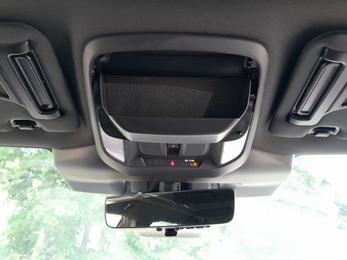 Certified 2025 Subaru Forester Touring AWD/4WD image 44