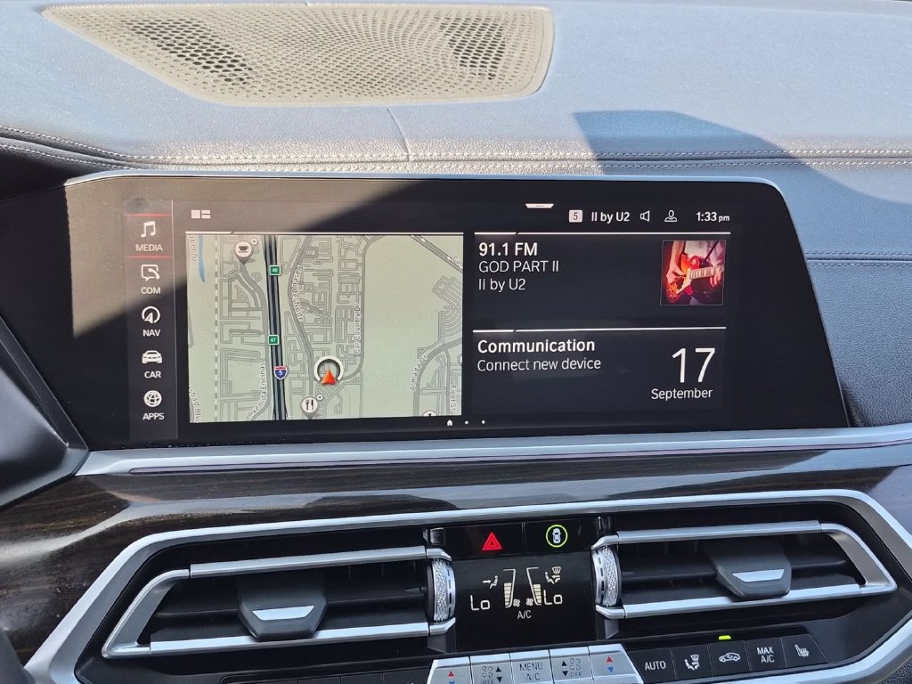 Used 2020 BMW X5 xDrive40i w/ Parking Assistance Package AWD/4WD image 13