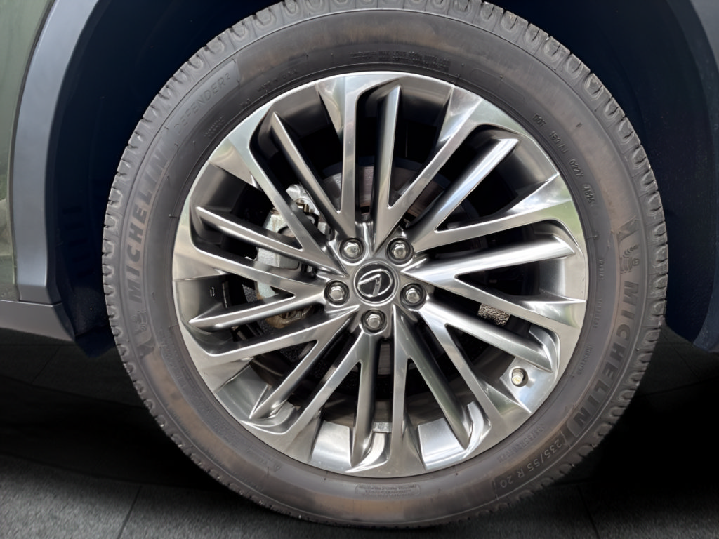 Used 2022 Lexus RX 450h AWD w/ Luxury Package image 42
