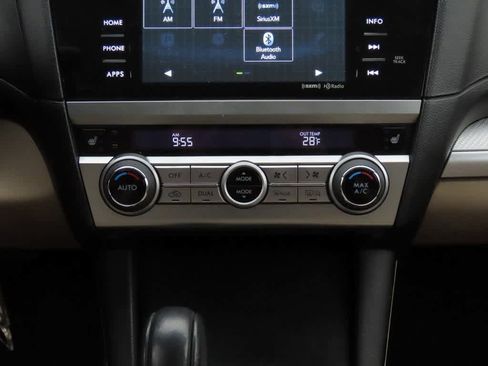 Used 2016 Subaru Outback 2.5i Premium image 20