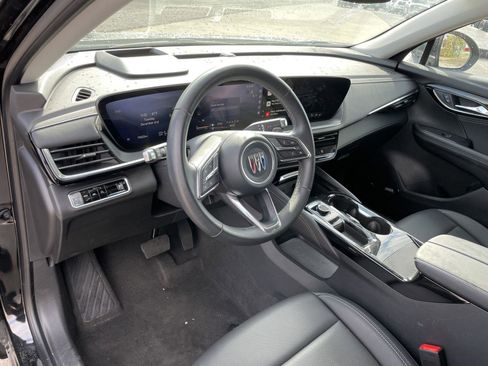 Used 2025 Buick Envision Preferred image 13