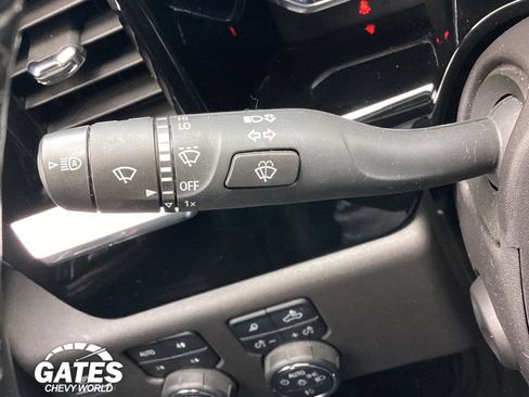 Used 2024 Chevrolet Silverado 1500 LTZ AWD/4WD image 23