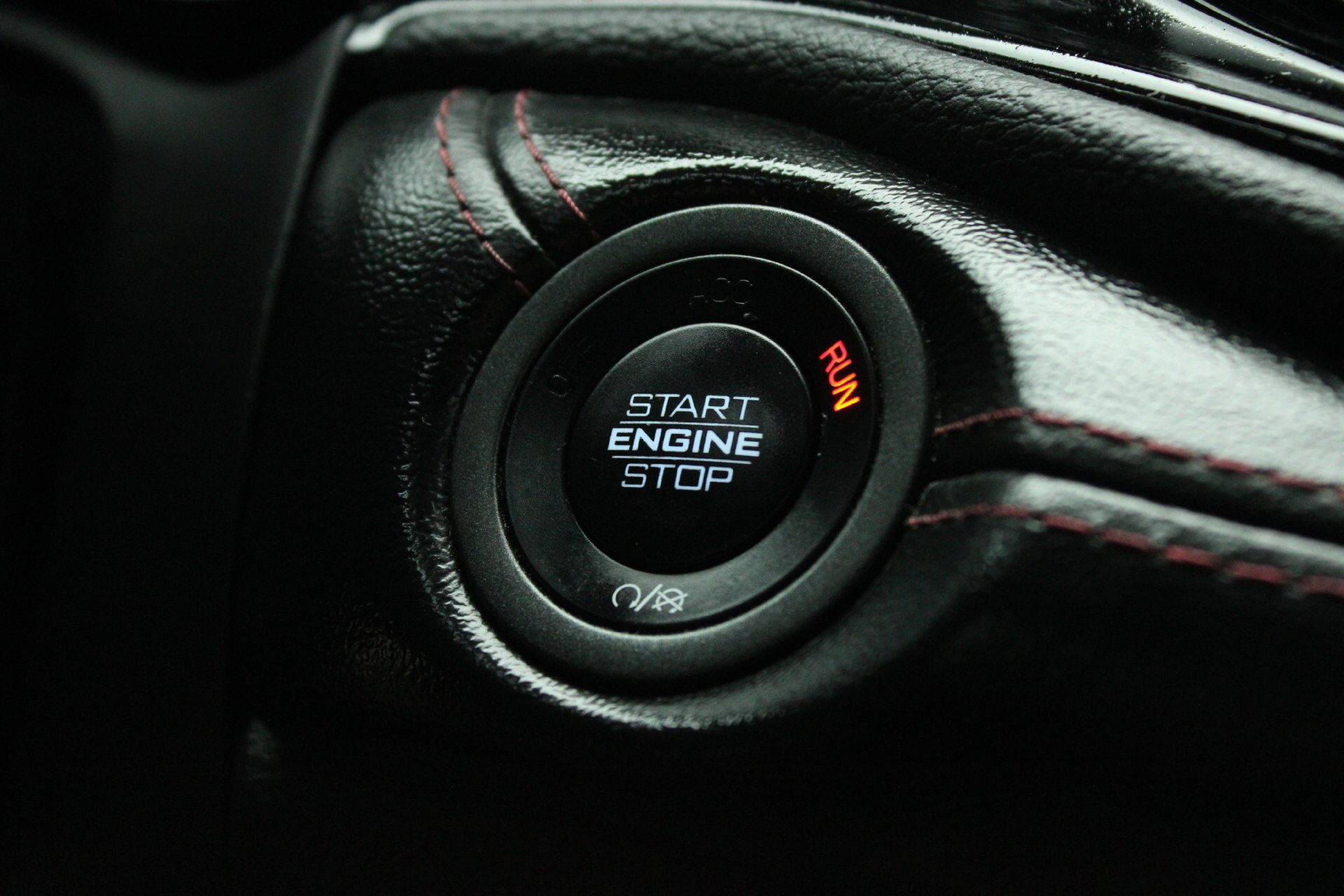 Used 2021 Dodge Durango R/T w/ Blacktop Package AWD/4WD image 39