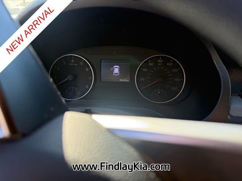 Certified 2022 Kia Seltos LX image 9