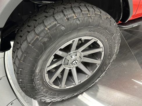 Used 2023 Ford Bronco Big Bend w/ Sasquatch Package image 15