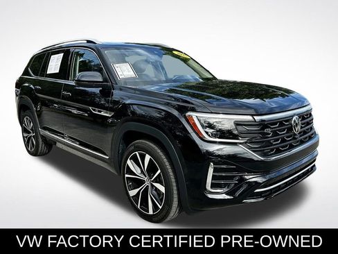 Certified 2025 Volkswagen Atlas SEL Premium R-Line image 3