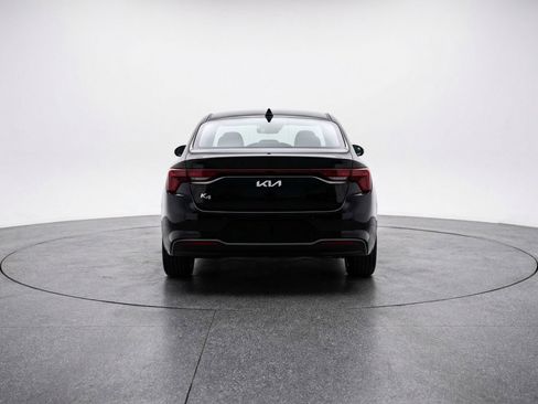 Used 2025 Kia K4 LXS image 7