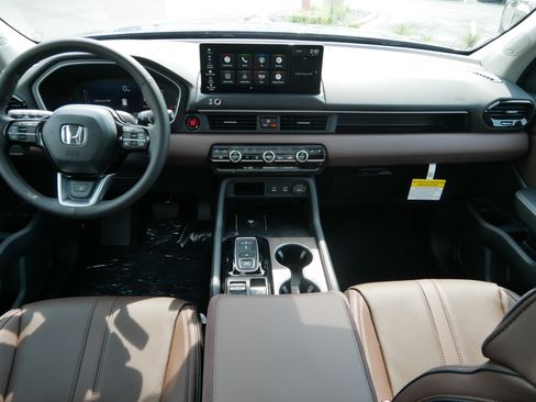 New 2026 Honda Pilot Elite image 10