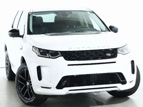 Used 2025 Land Rover Discovery Sport S image 2