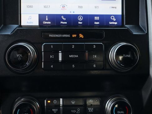 Used 2020 Ford F150 Raptor w/ Equipment Group 802A Luxury image 37