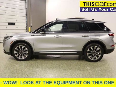 Used 2022 Lincoln Corsair Reserve w/ Elements Package FWD image 4