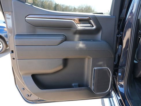 Used 2024 Chevrolet Silverado 1500 RST image 21