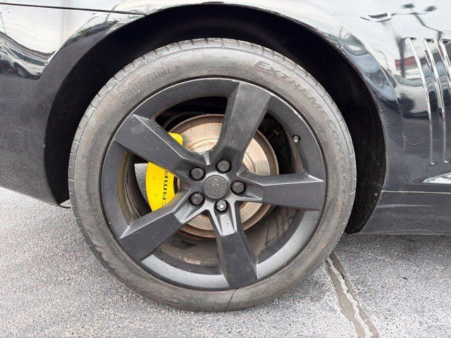 Used 2012 Chevrolet Camaro LS RWD image 9