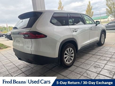 Used 2025 Toyota Grand Highlander AWD image 5