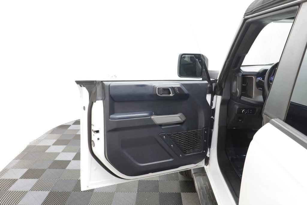 Used 2023 Ford Bronco Outer Banks AWD/4WD image 5