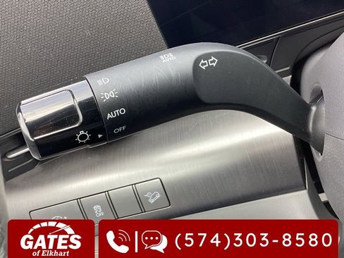 Used 2025 Hyundai Kona SEL FWD image 23