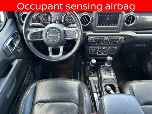 Used 2021 Jeep Wrangler Unlimited Sahara AWD/4WD image 27