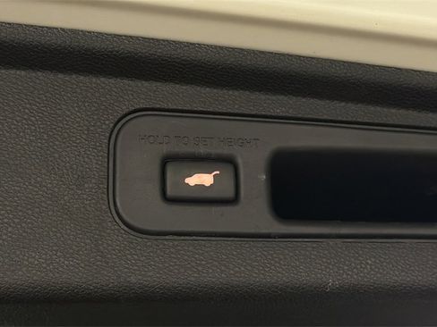 Used 2019 Honda Odyssey Elite image 15