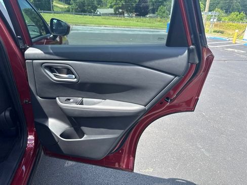 Used 2026 Nissan Rogue SV AWD/4WD image 36