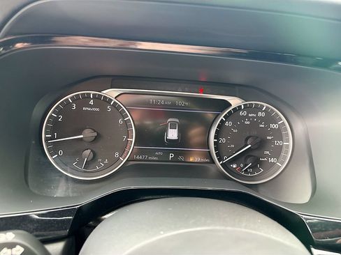 Used 2025 Nissan Pathfinder Rock Creek AWD/4WD image 32