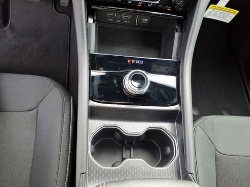 New 2026 Jeep Grand Cherokee Laredo X image 16