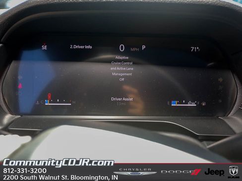 New 2025 Jeep Grand Cherokee Laredo X w/ Luxury Tech Group I image 12