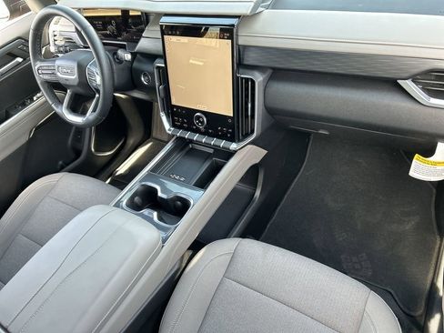 New 2025 GMC Acadia Elevation FWD image 29