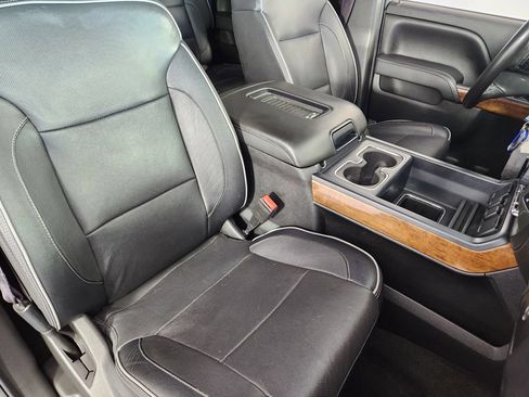 Used 2017 Chevrolet Silverado 1500 High Country AWD/4WD image 11