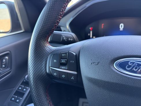 Used 2023 Ford Escape ST-Line AWD/4WD image 21