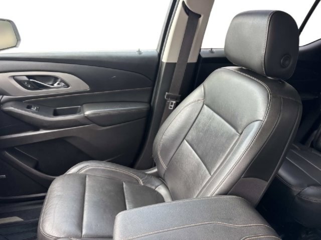 Used 2021 Chevrolet Traverse RS FWD image 19