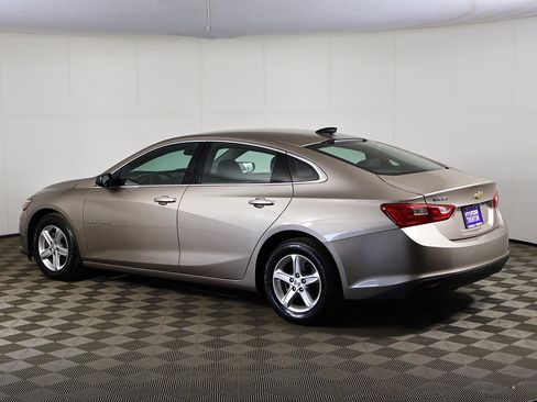 Used 2023 Chevrolet Malibu LS image 7