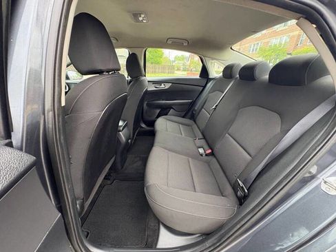 Used 2020 Kia Forte Sedan image 16