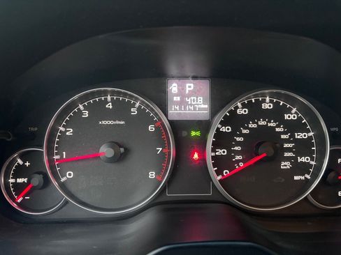 Used 2014 Subaru Legacy 2.5i Premium AWD/4WD image 12