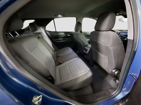 Used 2024 Chevrolet Equinox LT FWD image 27