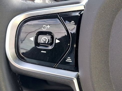 Certified 2024 Volvo V90 B6 Cross Country Plus w/ Protection Package Premier AWD/4WD image 23