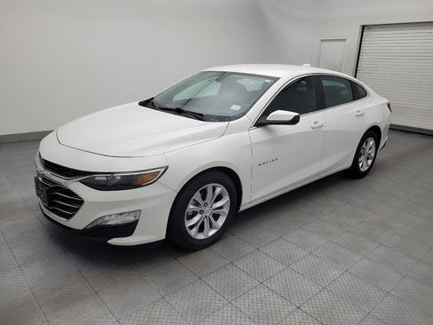 Used 2022 Chevrolet Malibu LT FWD image 2