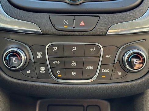 Used 2023 Chevrolet Equinox LT AWD/4WD image 13