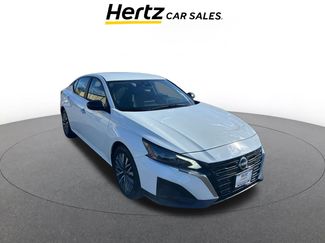 Used 2025 Nissan Altima 2.5 SV video 1