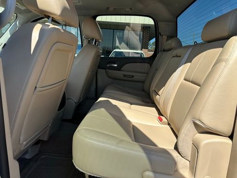 Used 2013 Chevrolet Silverado 1500 LTZ w/ LTZ White Diamond Edition image 25