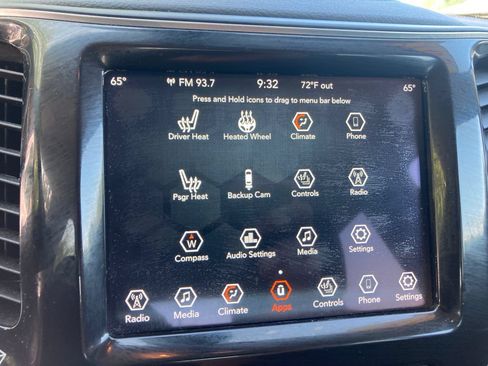 Used 2019 Jeep Cherokee Limited AWD/4WD image 27