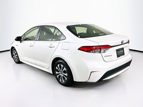 Used 2021 Toyota Corolla LE image 5