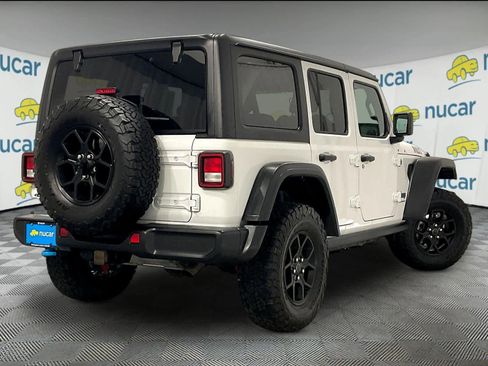 Used 2024 Jeep Wrangler Willys AWD/4WD image 6