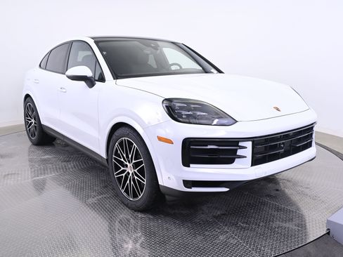 Used 2026 Porsche Cayenne Coupe AWD/4WD image 9