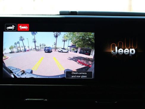 Used 2025 Jeep Wrangler Unlimited Rubicon 392 AWD/4WD image 14